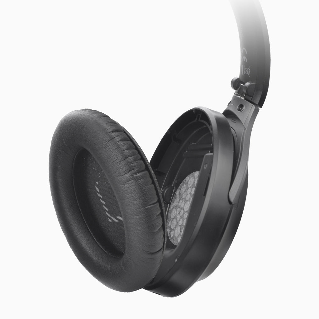 Aria Me Bluetooth Headphones for Hearing Impaired with personalized hearing profiles, with replaceable earpads